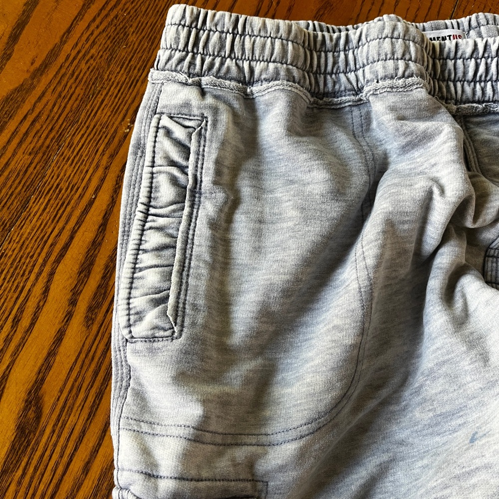 Lot of (2) Mens Jogger Shorts - Size Medium - Picture 7 of 16